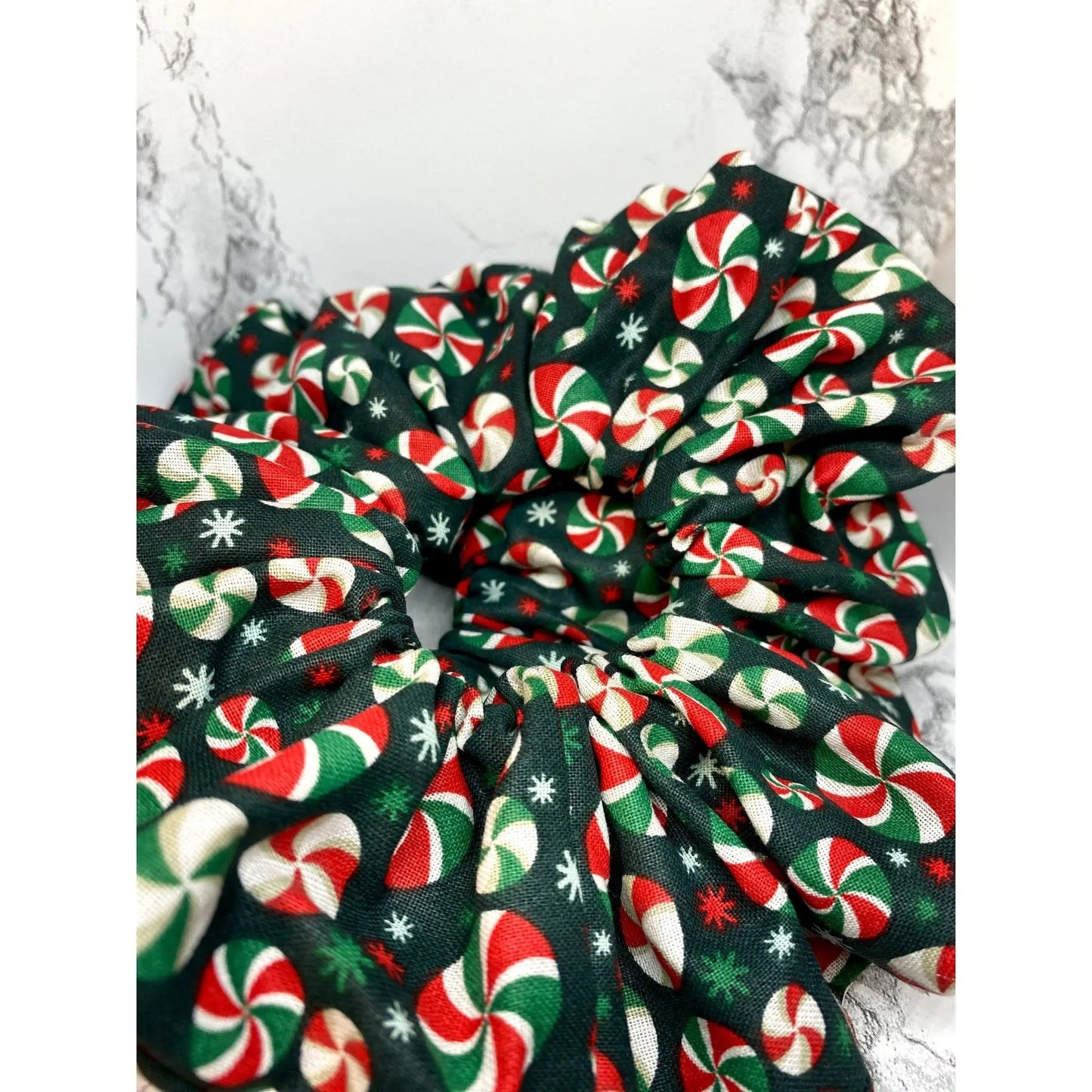 Green Marzipan Christmas Scrunch