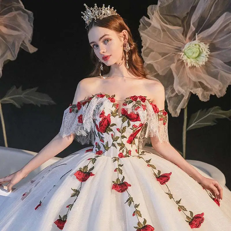 Red Rose Embroidery Temperament Bride Bra Wedding Dress