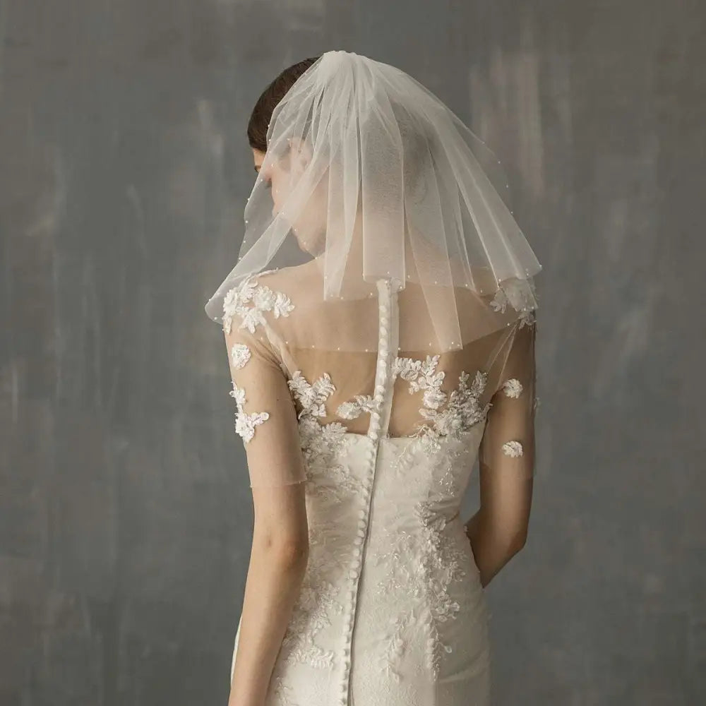 Retro Short Wedding Lace Floral Veil