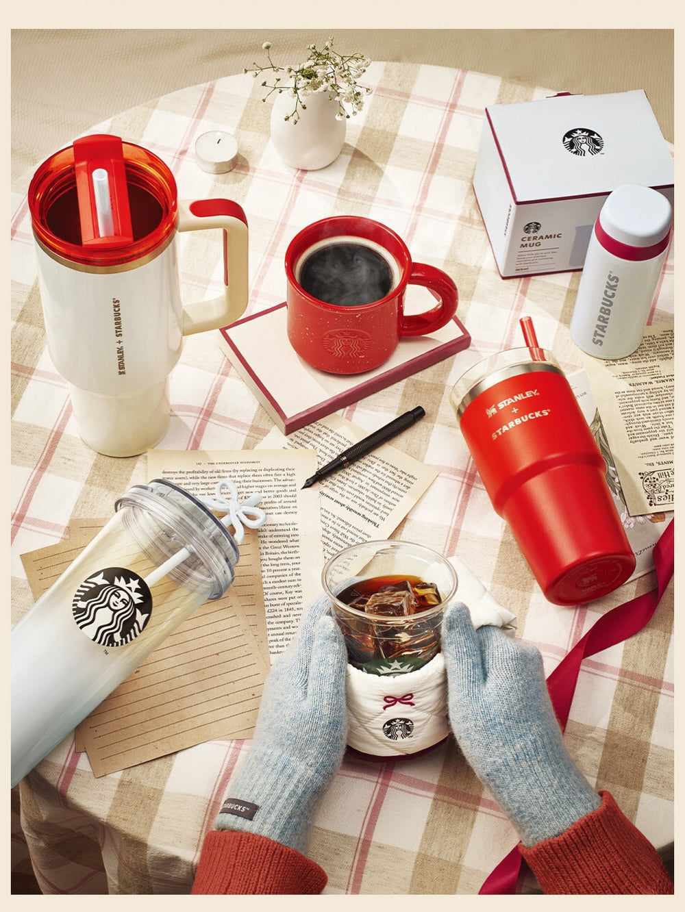 Starbucks 2025 Wrapped in Delight-2