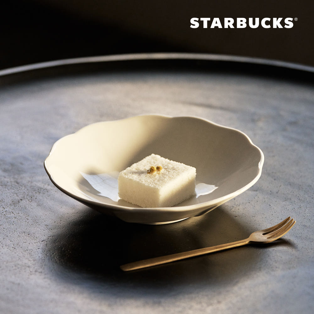 [Starbucks] [Exclusive] White Porcelain Flower-Shaped Dessert Plate-2