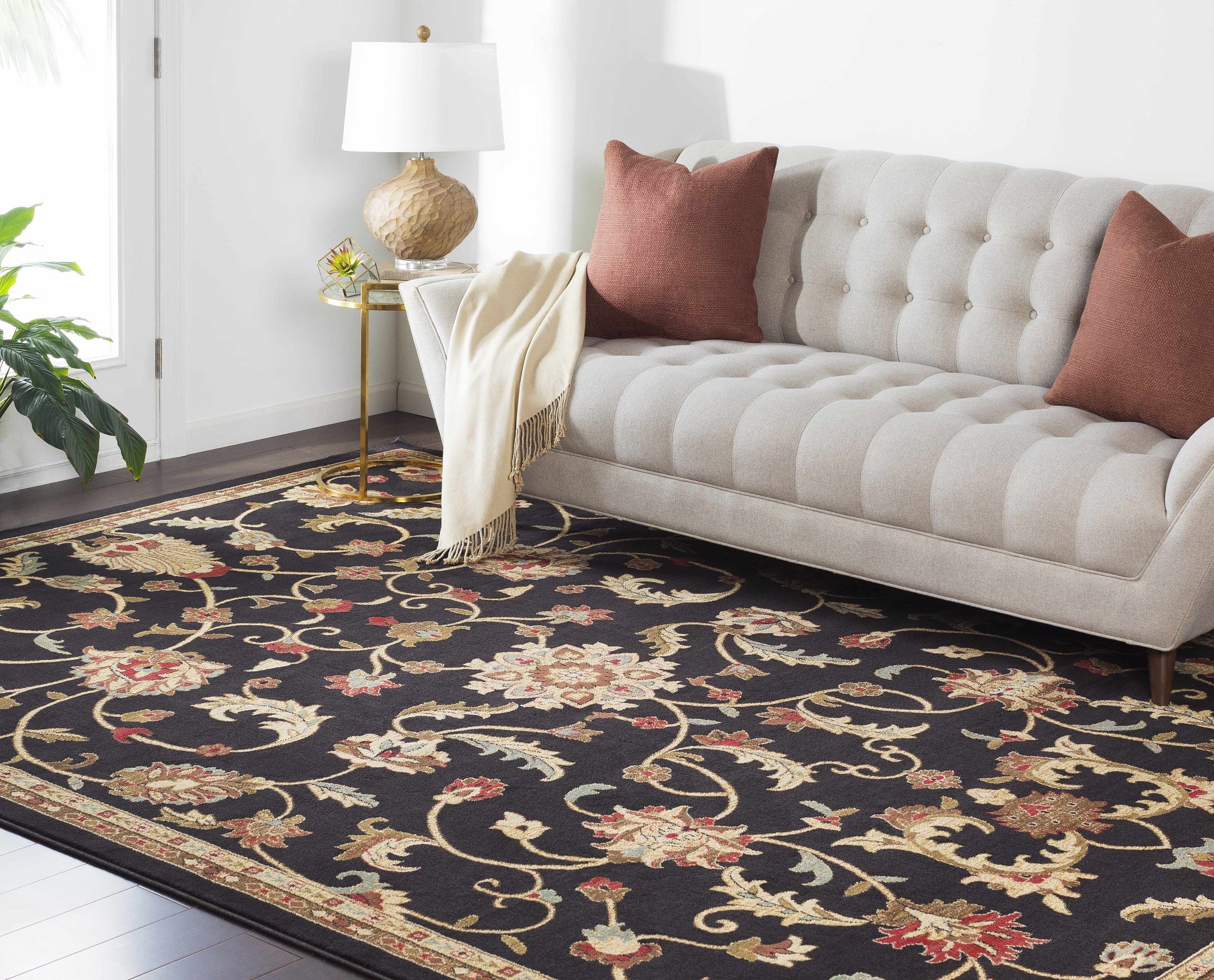 Salona Luxe Black Rug-1