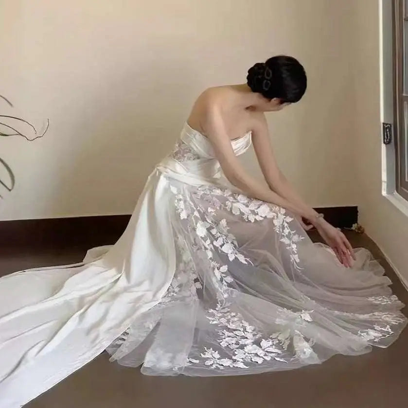Satin Lace Wedding Veil Tube Top Fishtail Dress