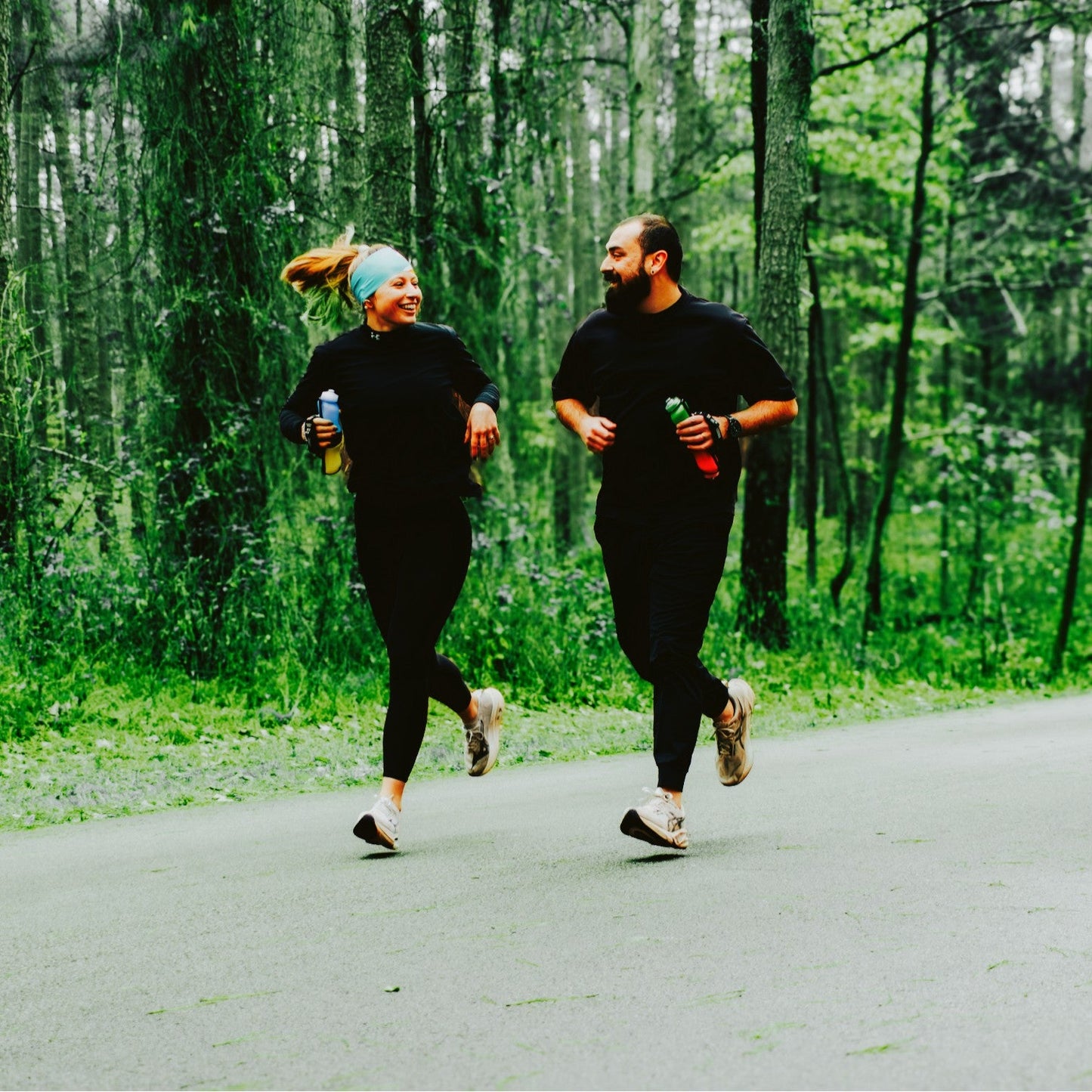 Swivel Bottle: The 2-in-1 Water Bottle For Runners