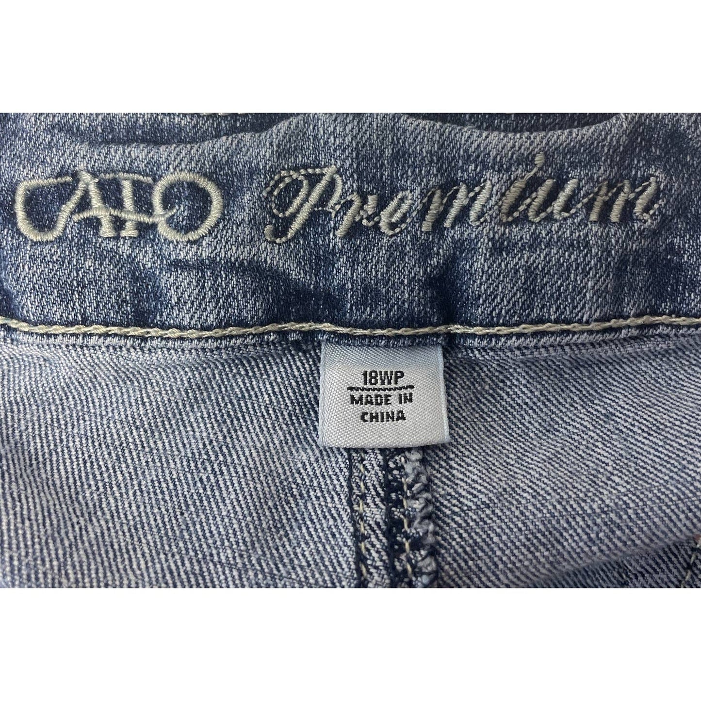 CATO Premium Womens Size 18WP Straight Leg Stretch Cotton Denim Blue Jeans