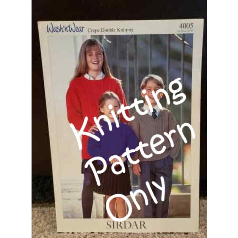 New Sirdar 4005 Wash 'n' Wear Crepe Double Knitting Child Sweater Pattern