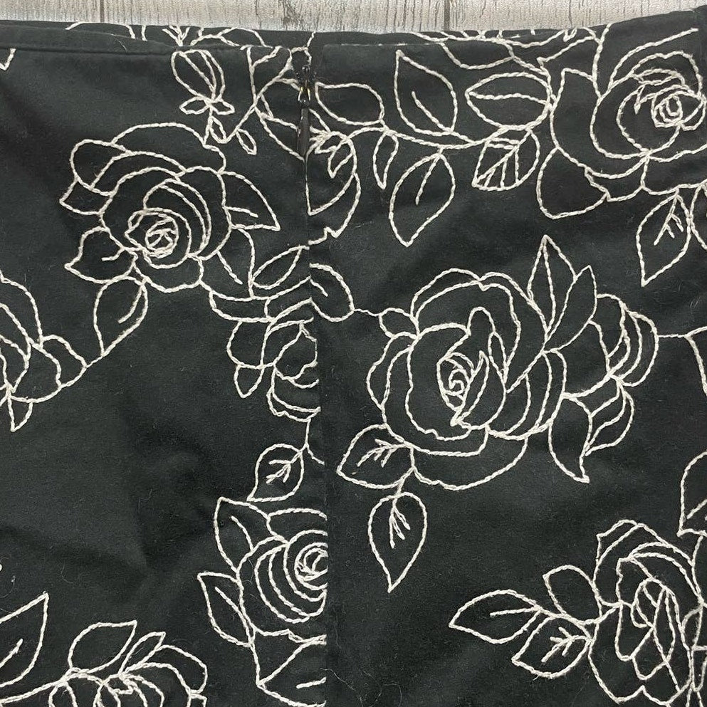 Jones New York Signature Womens Size 16 Floral Stretch Cotton Short Pencil Skirt