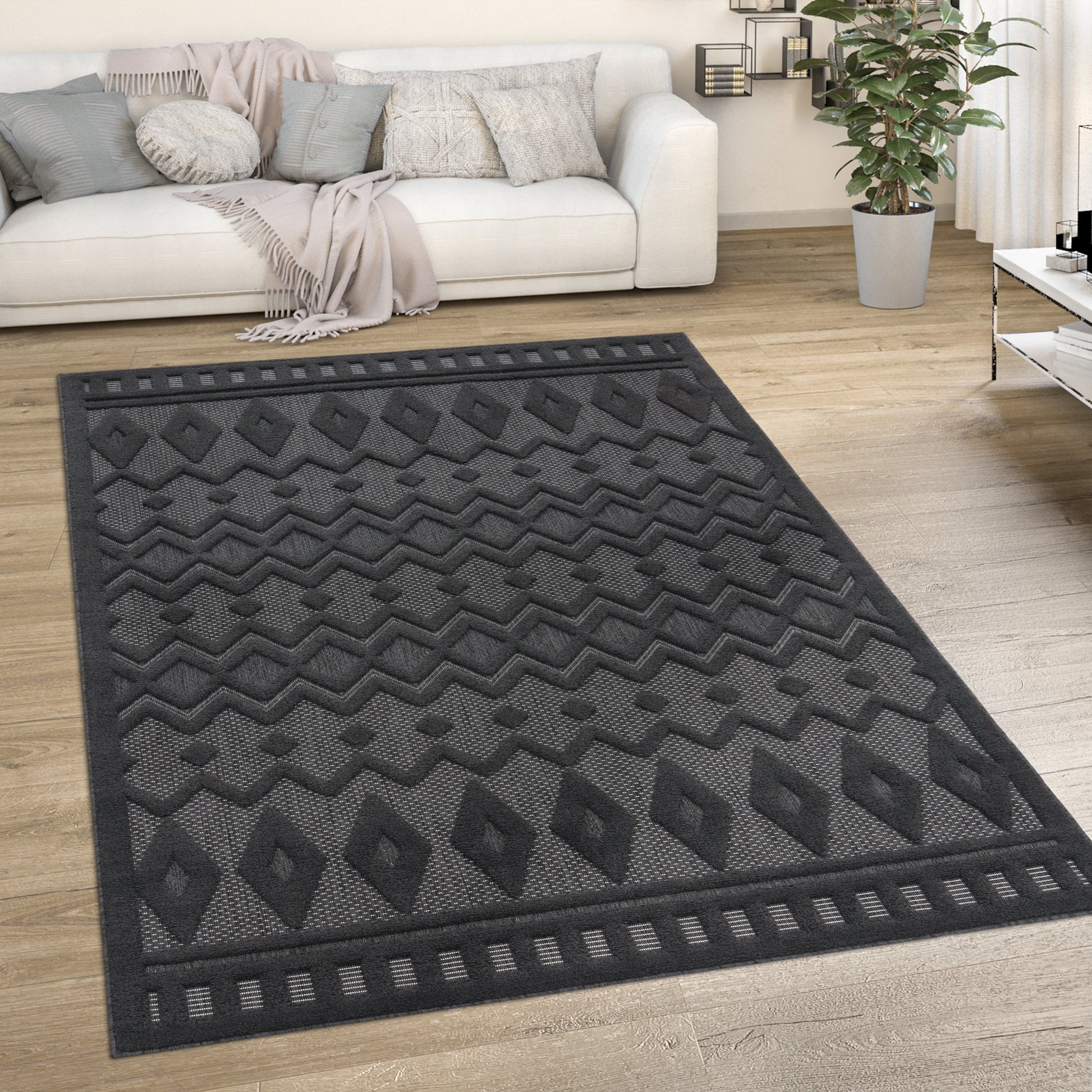 Indoor Outdoor Rug Livorno Geometric Trellis Pattern In Anthracite-4