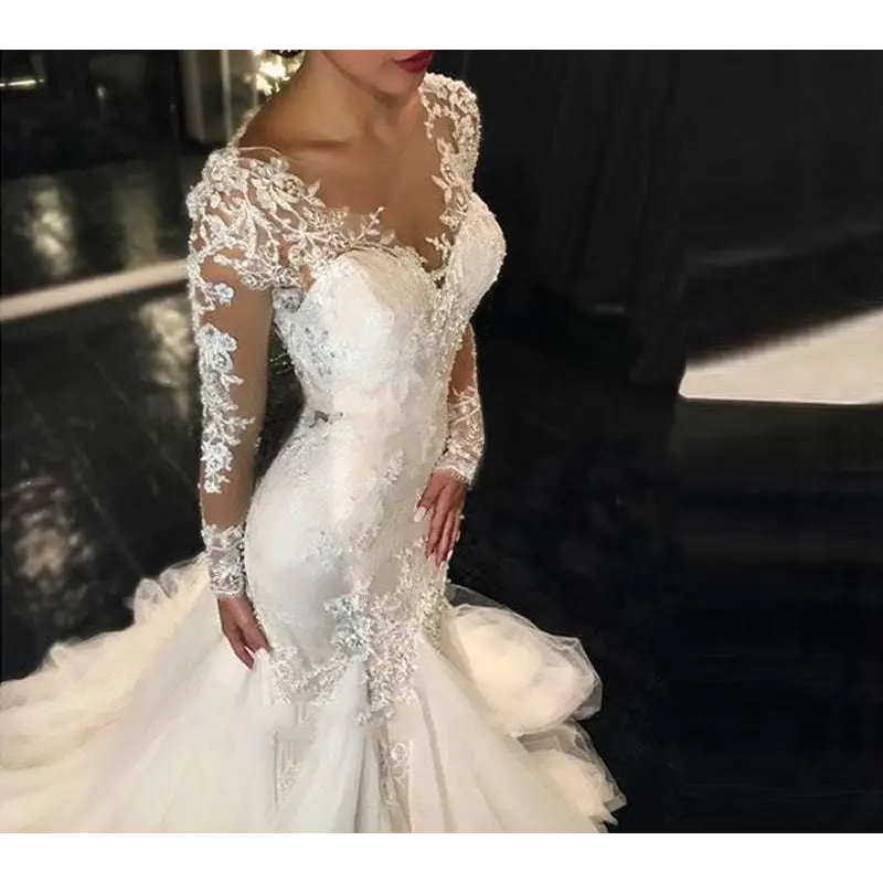 Trailing White Temperament Long Lace Wedding Dress