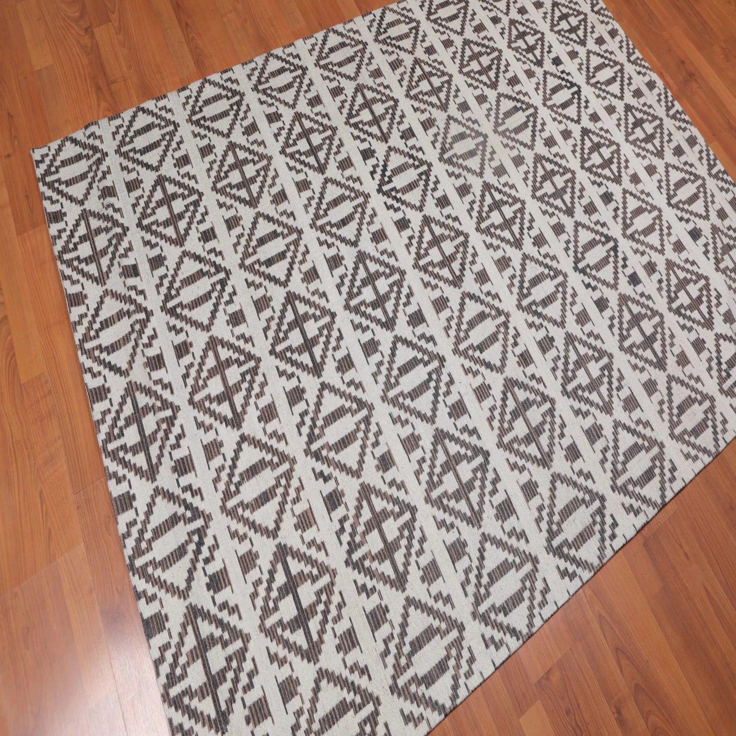 5' x 7' Handmade Geometric Graphic Wool Modern Flatweave Area Rug Beige-2