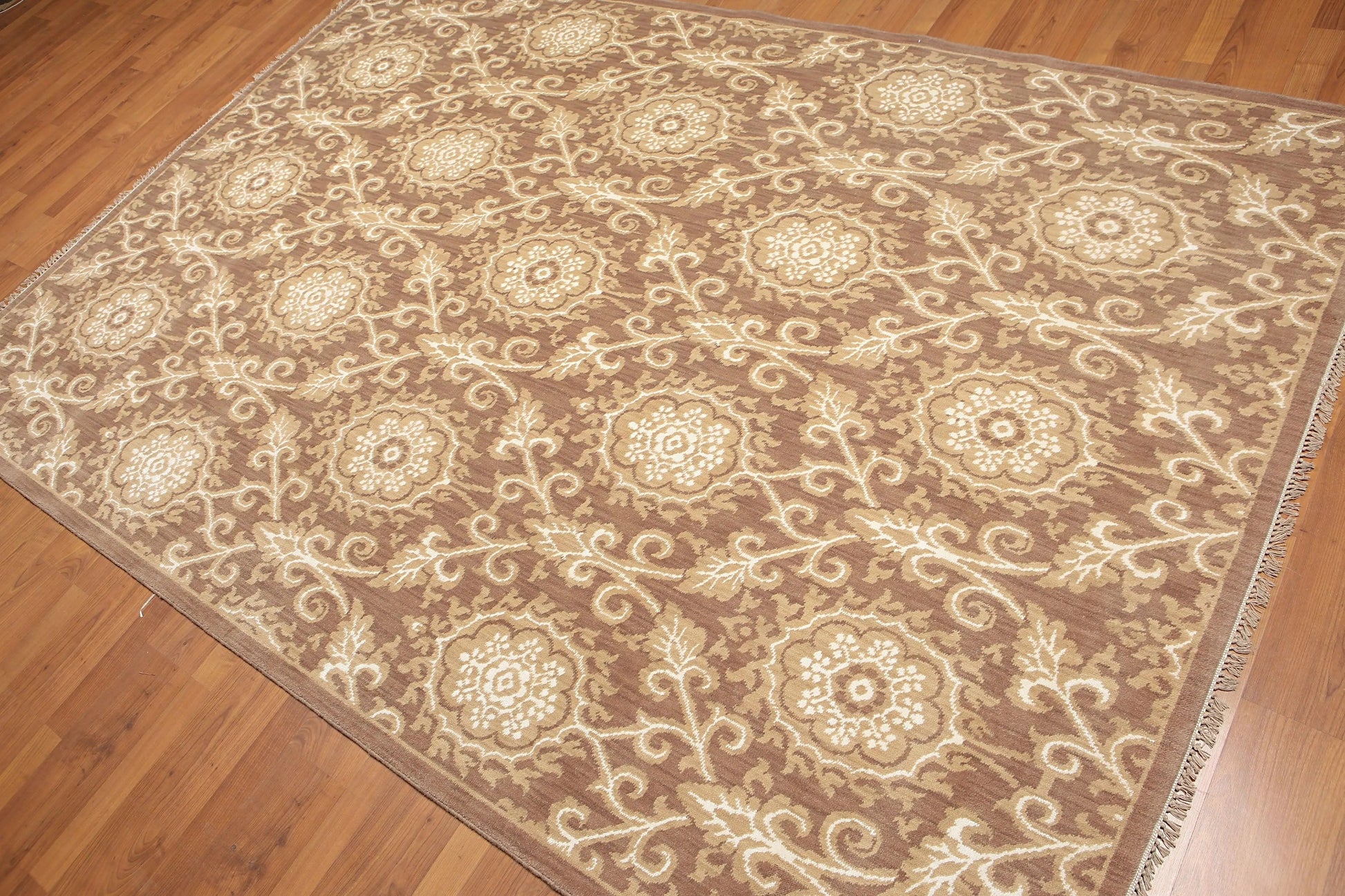 6' x 9' Hand Knotted Damask Wool & Bamboo Silk Area rug Brown-4