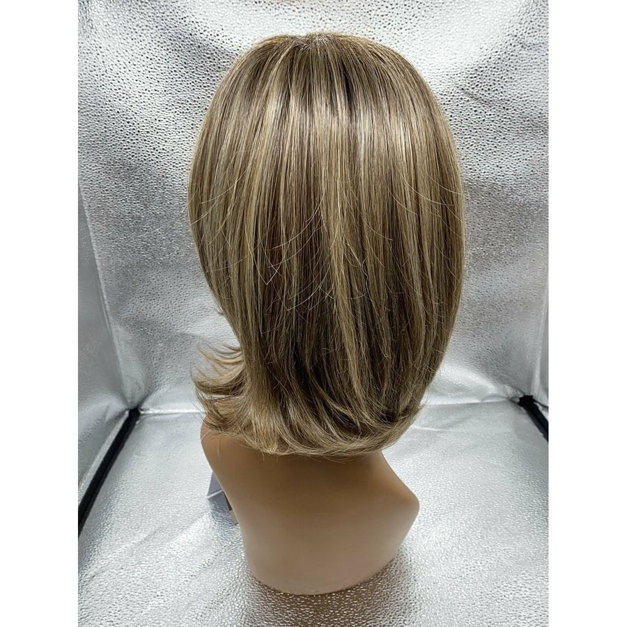 UPSTAGE - Wig By Raquel Welch