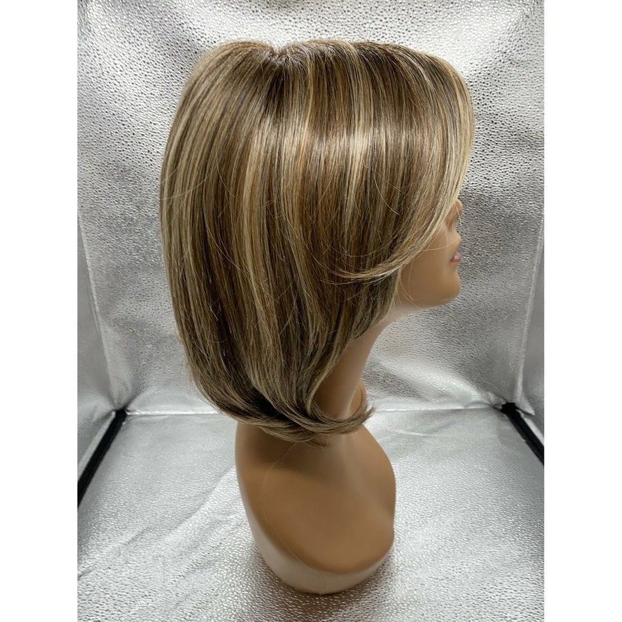 UPSTAGE - Wig By Raquel Welch
