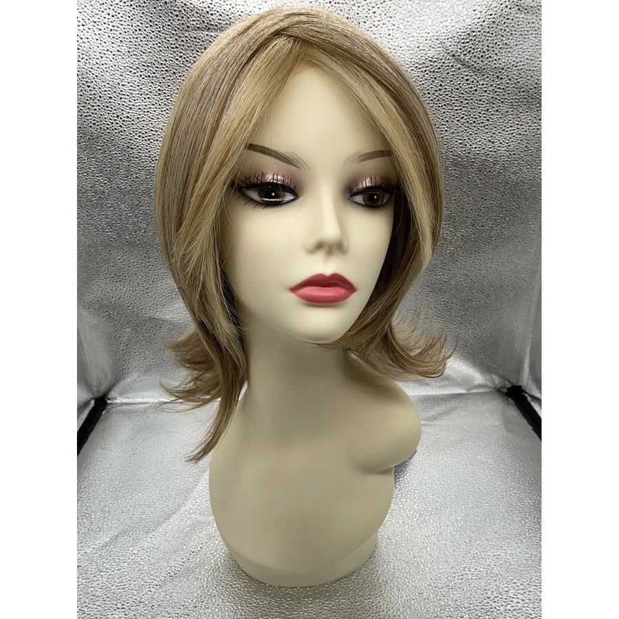 UPSTAGE - Wig By Raquel Welch