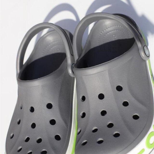 Women Beach Clogs Garden Shoes Couple Non-Slip Slides Sandals Children Comfortable Slip-on Outdoor Clogs Summer Beach Sandals For Women And Men Outdoor Walking Shoes