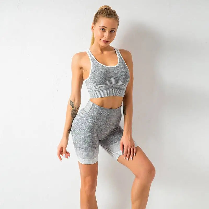 Women’s Seamless Yoga Hip Lifting Workout Set