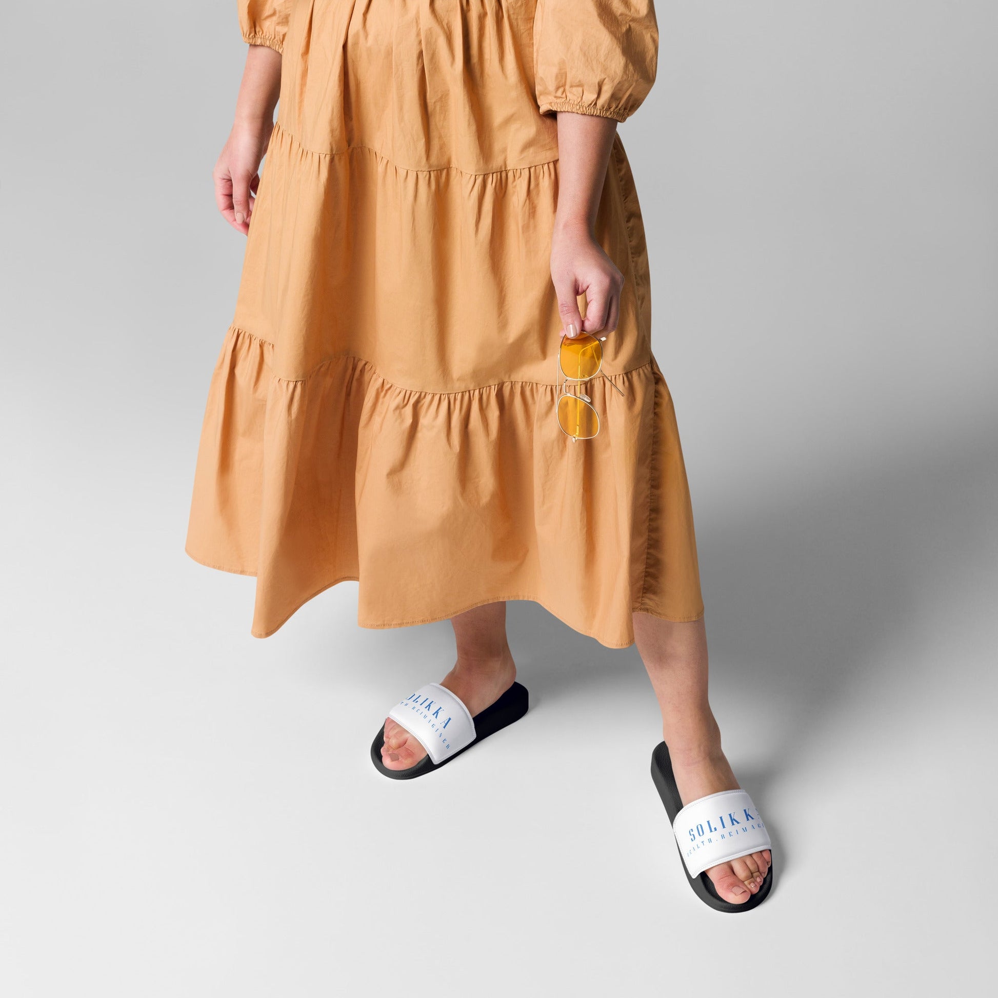 Women's slides-0