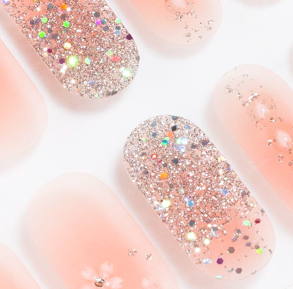 Daisy Shine Gel Nails-1