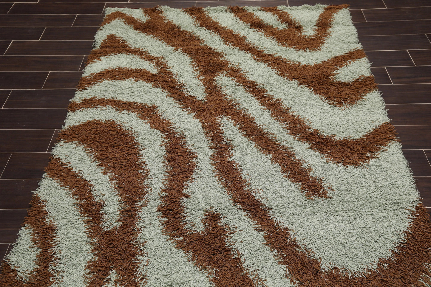 5' x 8' Modern 100% Nylon Shag Area Rug Brown-3